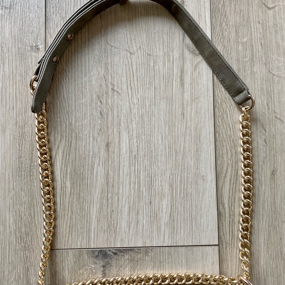 BCBG Olive Green Quilted Purse - Picture 6 of 9